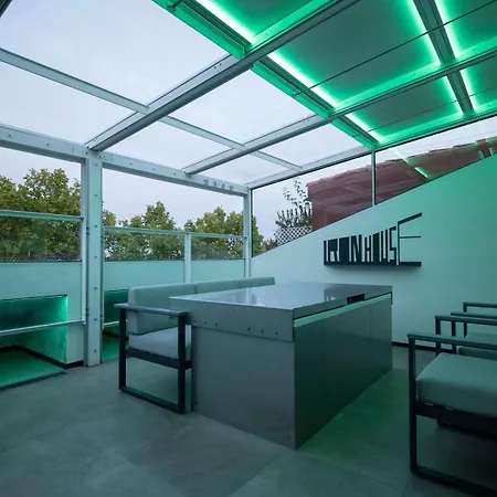 Iron House - Luxury Penthouse With Bathtub Apartment Marbella Exterior photo