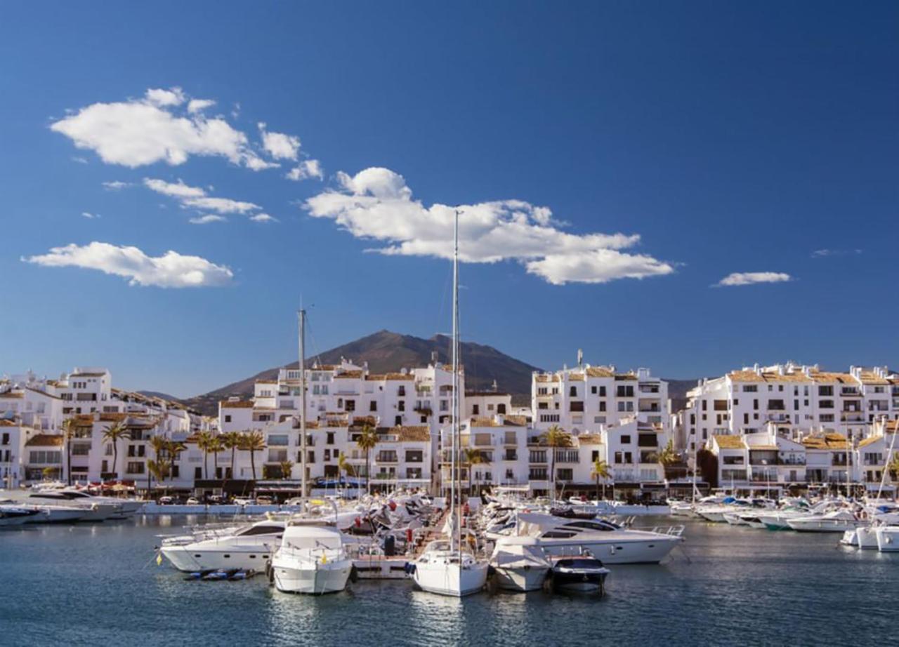 Iron House - Luxury Penthouse With Bathtub Apartment Marbella