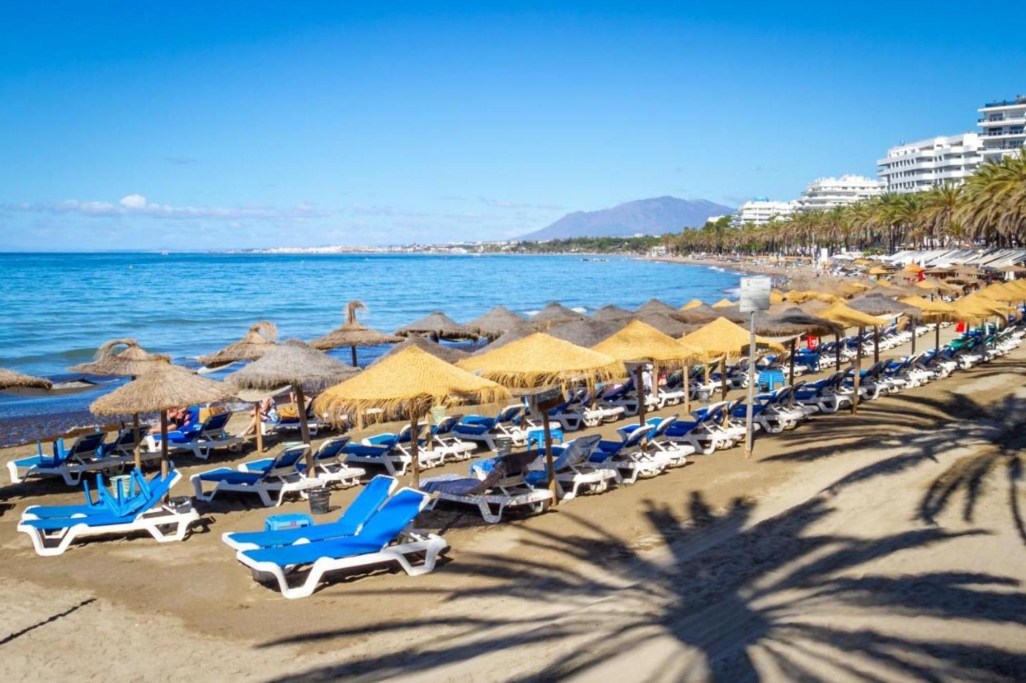 Iron House - Luxury Penthouse With Bathtub Apartment Marbella