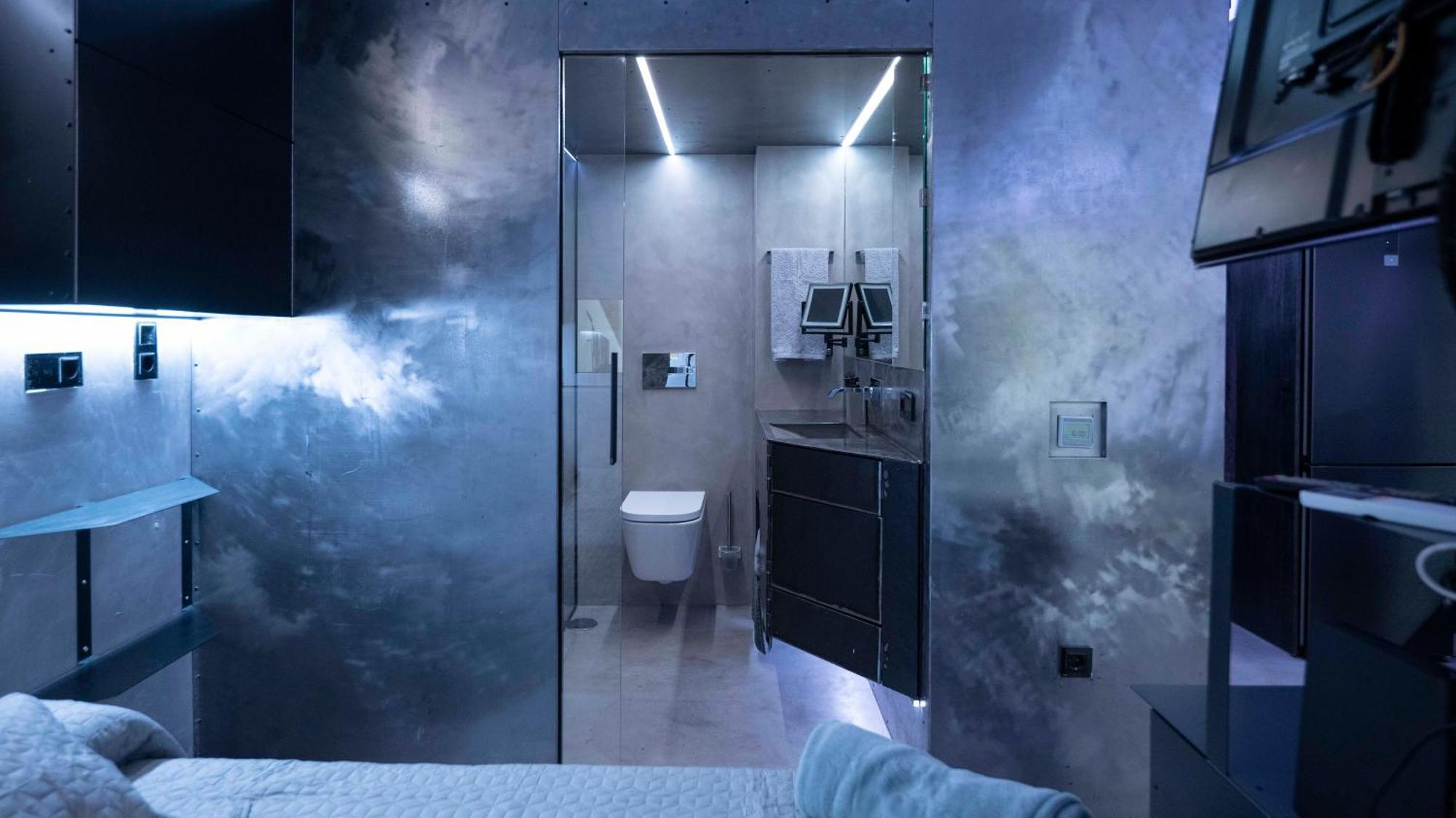 Iron House - Luxury Penthouse With Bathtub * Marbella