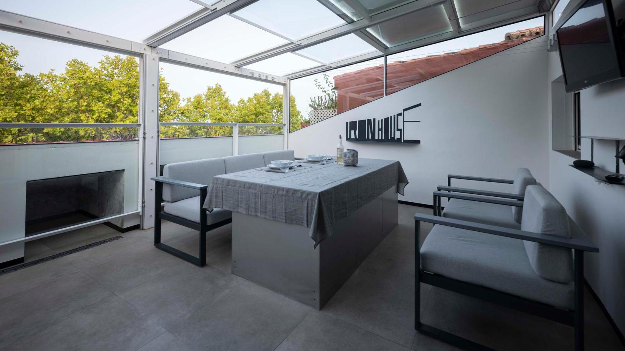 Apartment Iron House - Luxury Penthouse With Bathtub Marbella